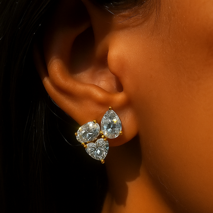 White heart oorbellen